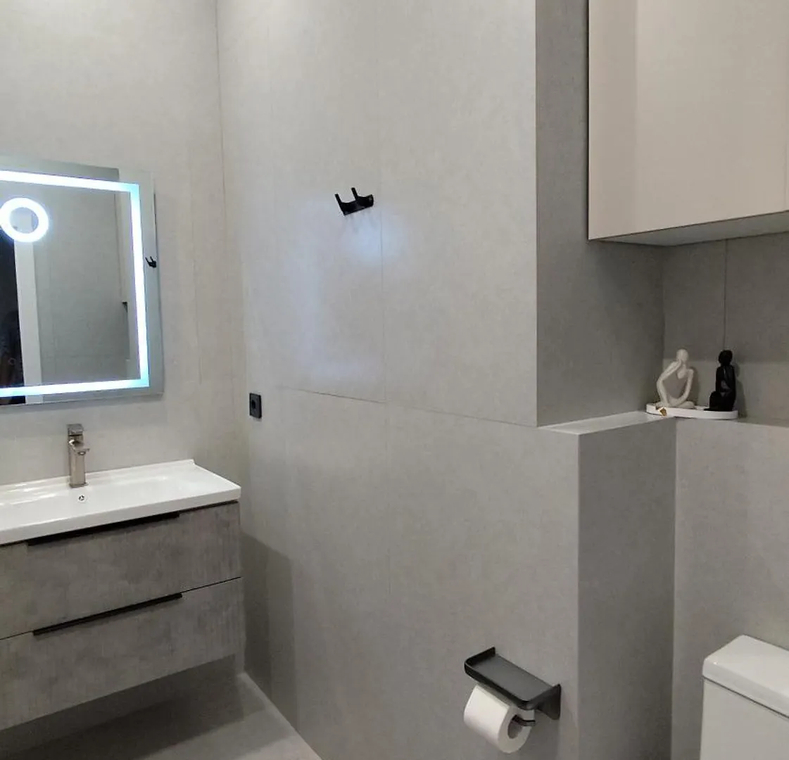Уютная Студия В Топовой Локации Около Мега Центра Almaty Apartment